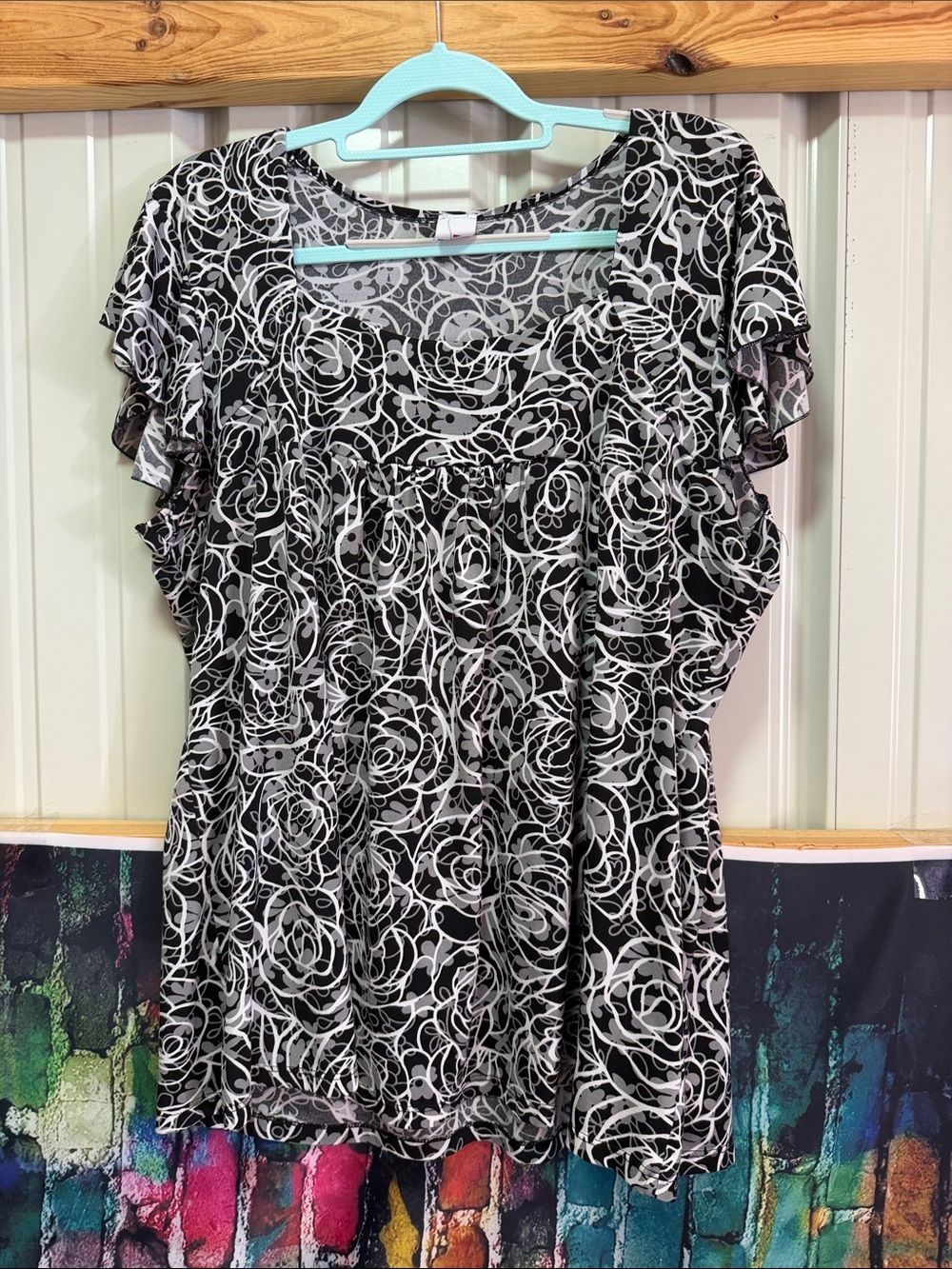 Newport Black and White Floral-Print Flutter Sleeve Blouse